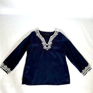 Talbots Nautical Navy Blue Women's Top White Embroidery size medium 100% linen
